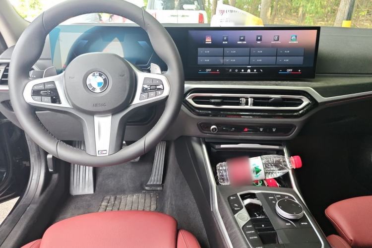 Used BMW 3 Series 2024 325i M Sport Package Center Console