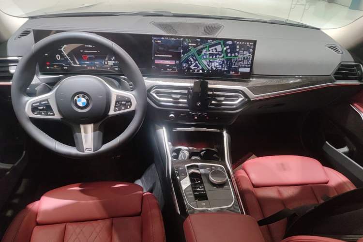 Used BMW 3 Series 2024 325Li M Sport Package Center Console