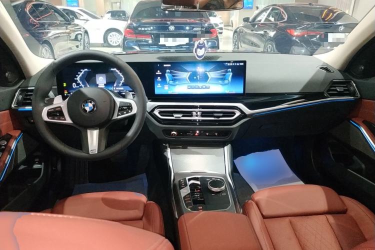 Used BMW 3 Series 2024 325Li M Sport Night Edition Package Center Console
