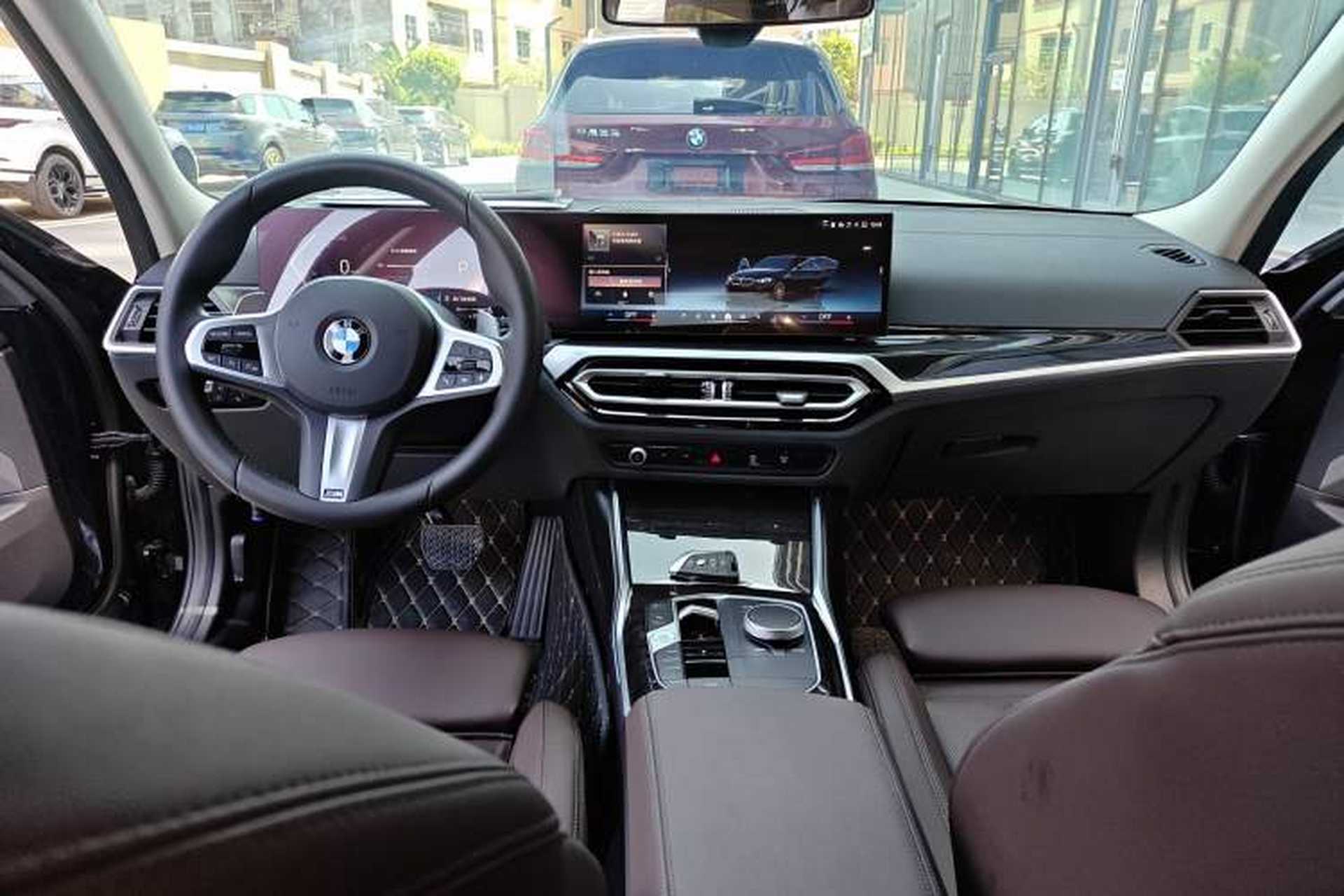 Used BMW 3 Series 2024 325Li M Sport Package Center Console