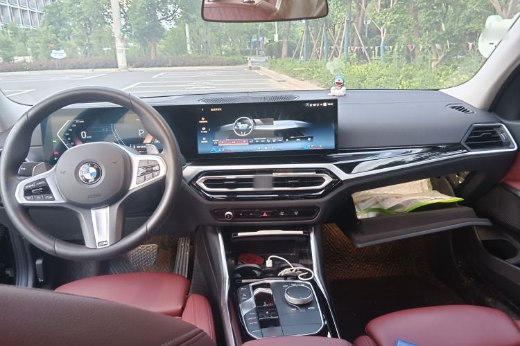 Used BMW 3 Series 2024 320Li M Sport Package Center Console