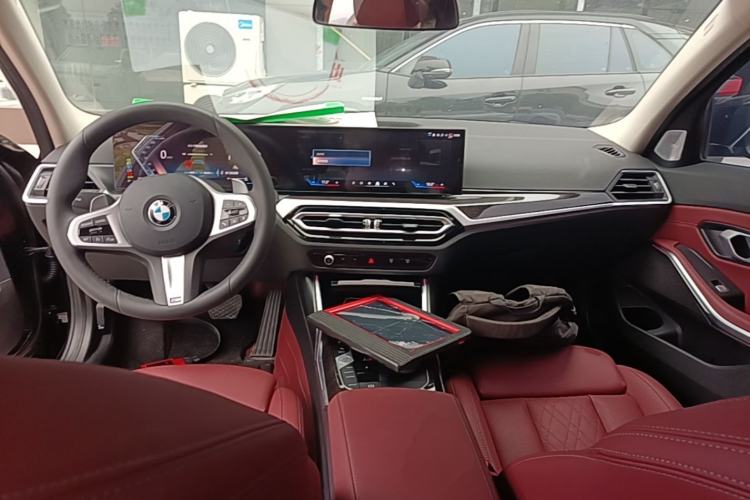 Used BMW 3 Series 2024 325Li M Sport Package Center Console