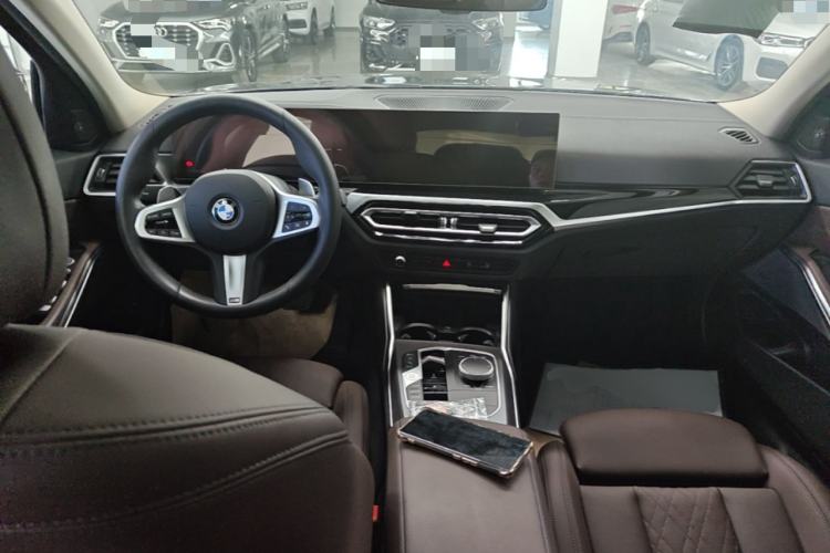 Used BMW 3 Series 2024 325Li M Sport Night Edition Package Center Console