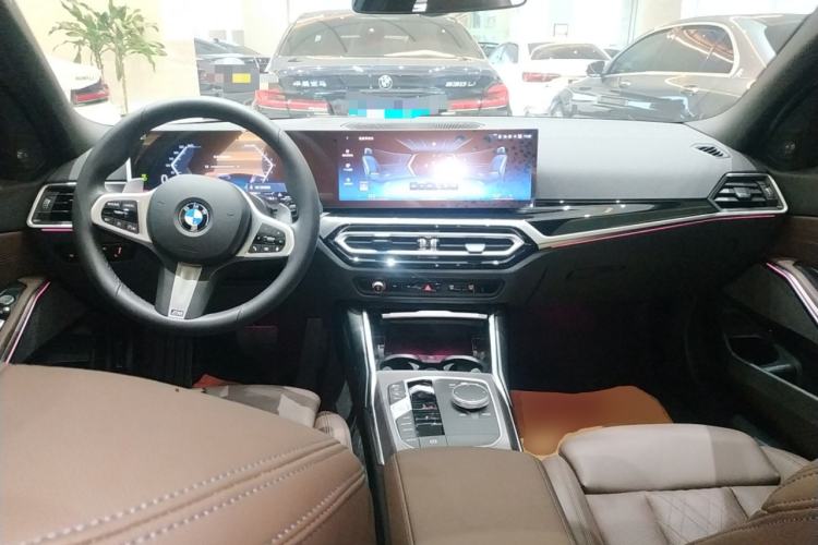 Used BMW 3 Series 2024 325i M Sport Night Edition Package Center Console