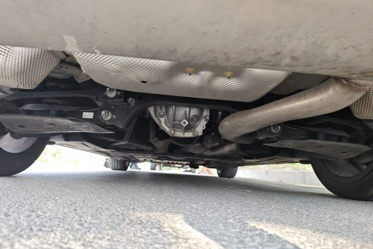 Used BMW 3 Series 2024 325i M Sport Package Chassis Rear