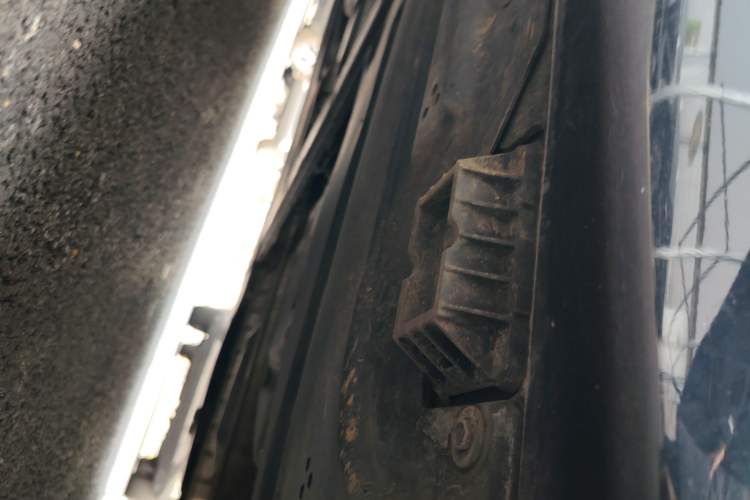 Used BMW 3 Series 2024 325Li M Sport Package Chassis Rear Left