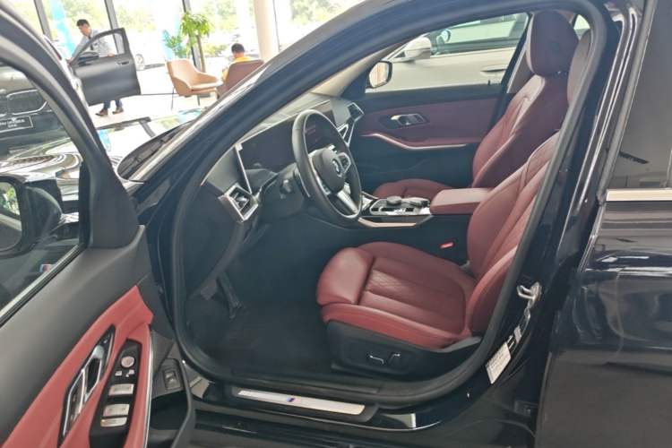 Used BMW 3 Series 2024 325Li M Sport Package Driver Seat