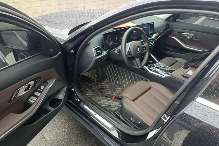 Used BMW 3 Series 2024 325Li M Sport Package Driver Seat