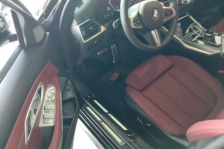 Used BMW 3 Series 2024 330Li M Sport Night Edition Package Driver Seat