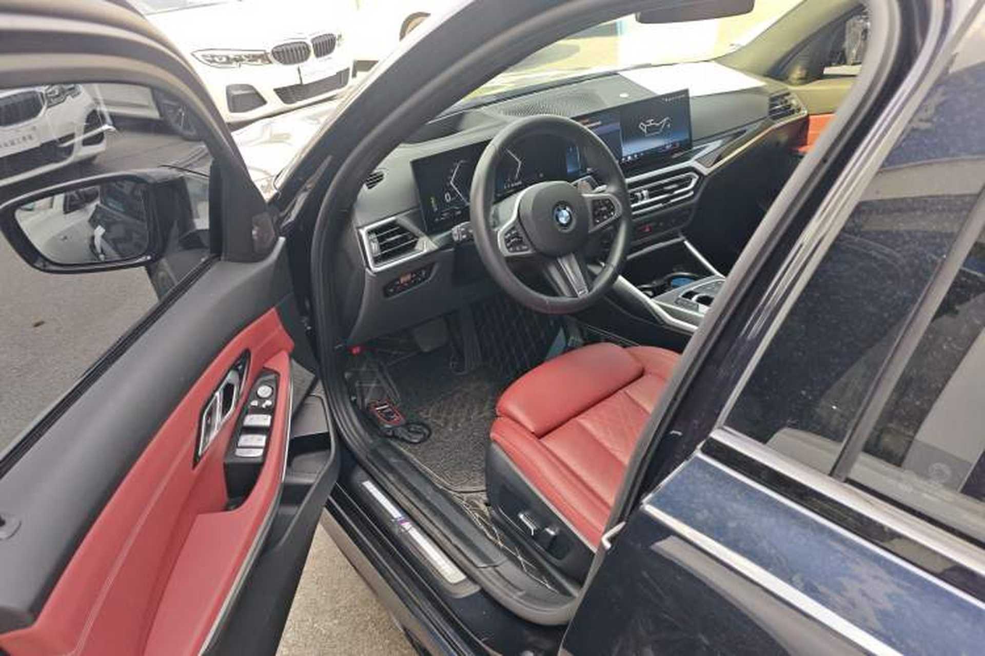 Used BMW 3 Series 2024 330i M Sport Night Edition Package Driver Seat