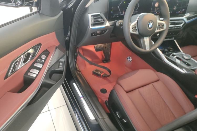 Used BMW 3 Series 2024 325Li M Sport Package Driver Seat
