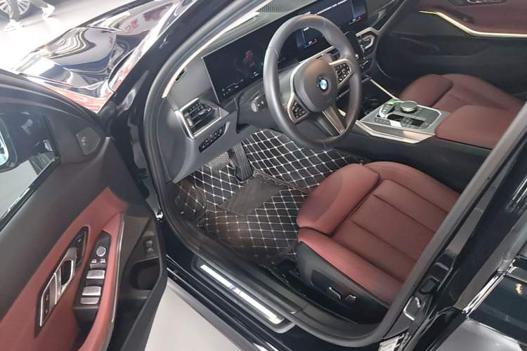Used BMW 3 Series 2024 325Li M Sport Night Edition Package Driver Seat