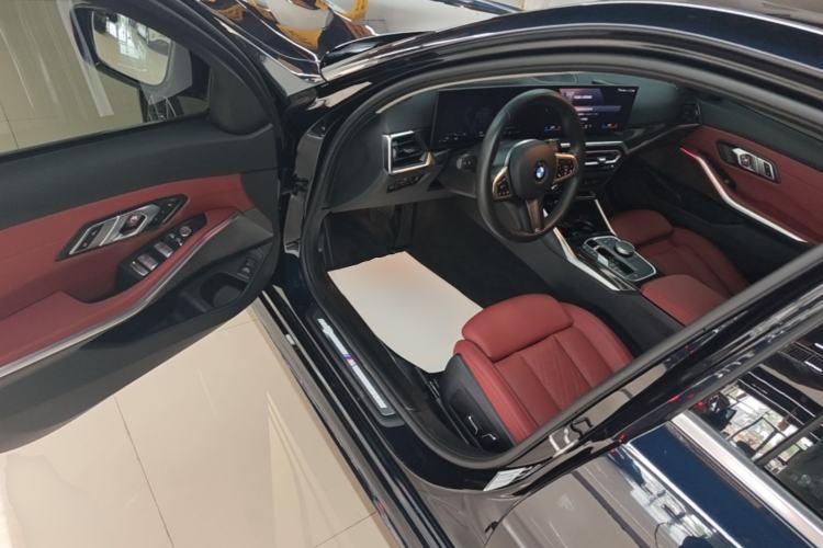 Used BMW 3 Series 2024 325Li M Sport Package Driver Seat