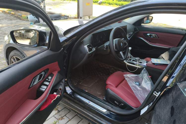 Used BMW 3 Series 2024 325Li M Sport Package Driver Seat