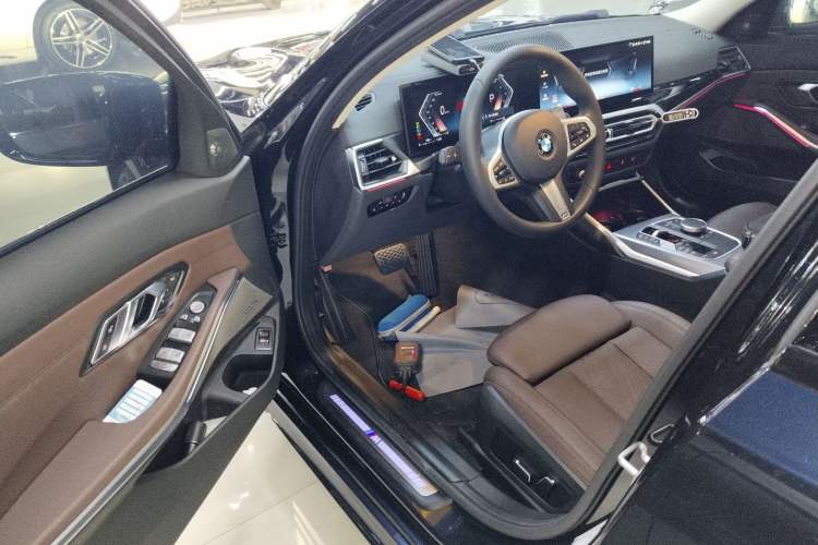 Used BMW 3 Series 2024 325Li M Sport Night Edition Package Driver Seat