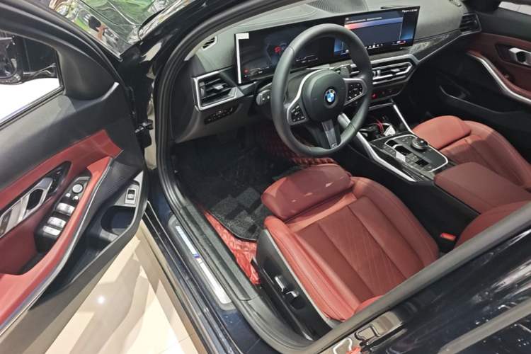 Used BMW 3 Series 2024 325Li M Sport Package Driver Seat