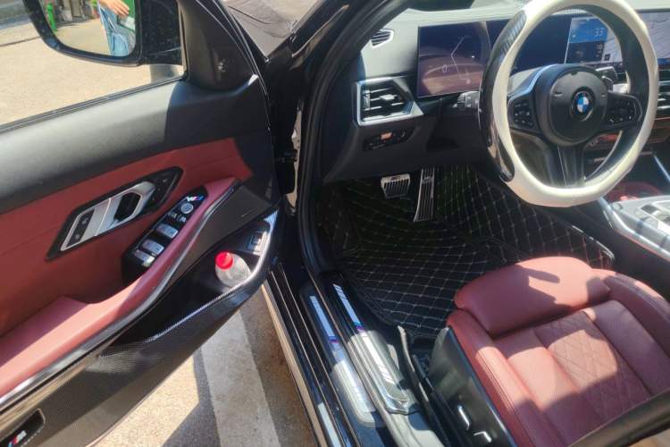 Used BMW 3 Series 2024 330Li M Sport Night Edition Package Driver Seat