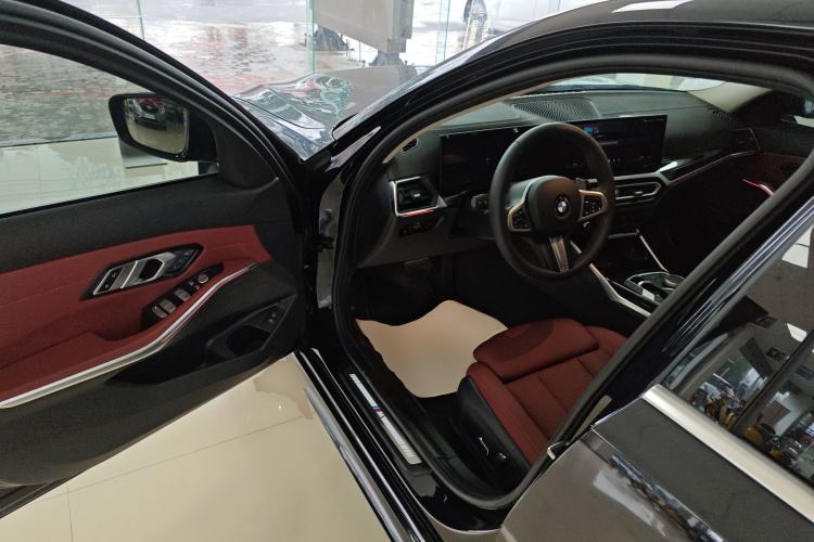 Used BMW 3 Series 2024 325Li M Sport Package Driver Seat