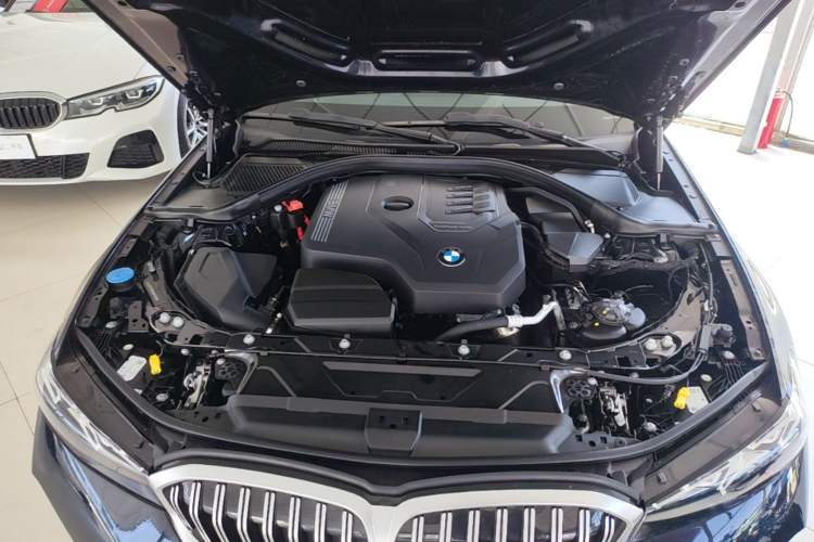 Used BMW 3 Series 2024 320Li M Sport Package Engine Bay