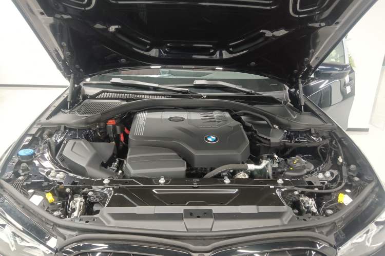 Used BMW 3 Series 2024 325Li M Sport Package Engine Bay