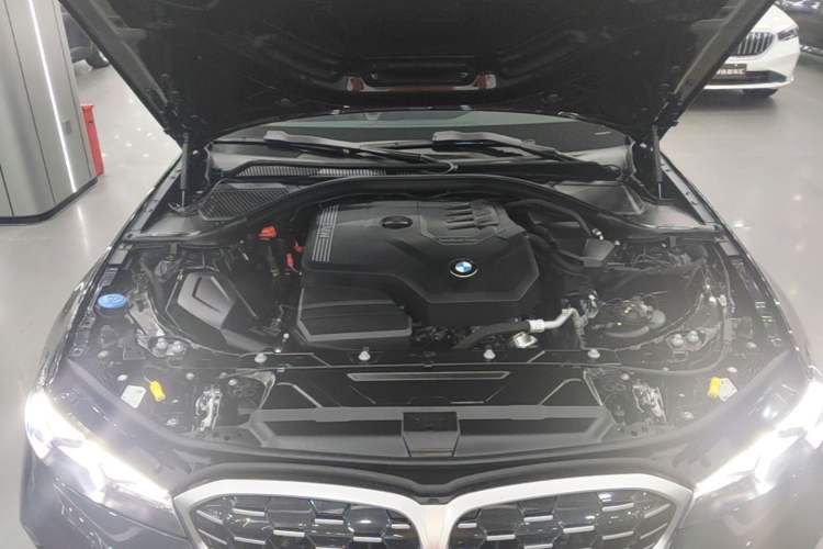Used BMW 3 Series 2024 325Li M Sport Package Engine Bay