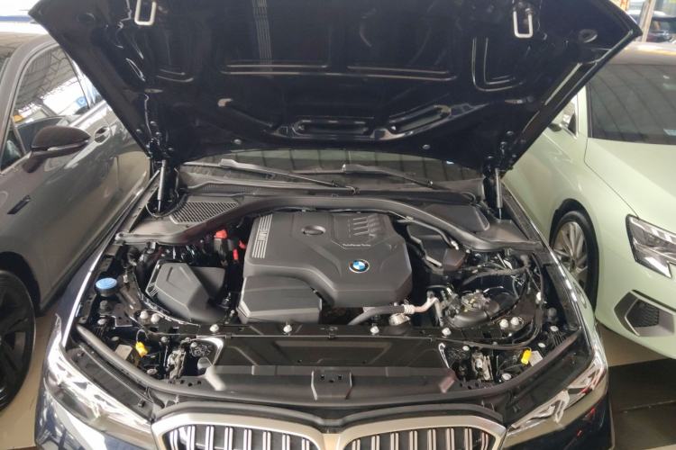 Used BMW 3 Series 2024 320Li M Sport Package Engine Bay
