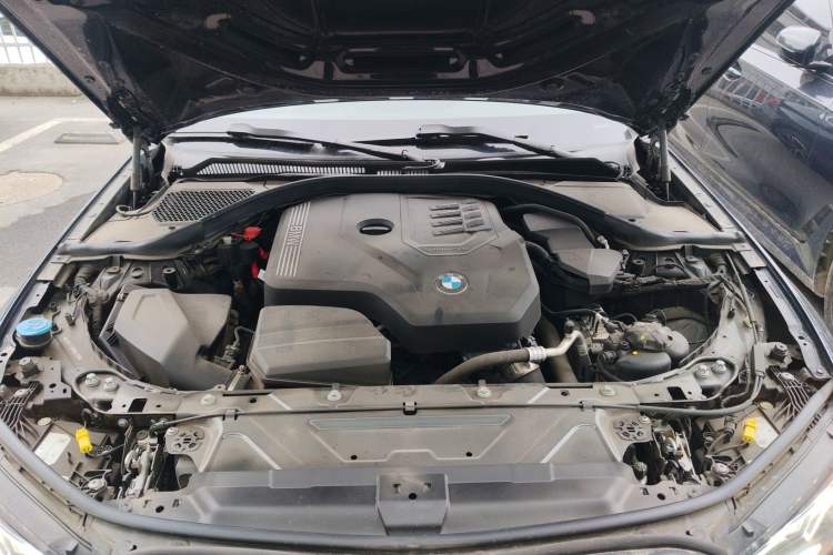 Used BMW 3 Series 2024 325i M Sport Package Engine Bay