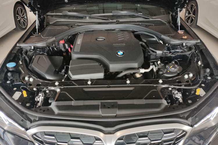 Used BMW 3 Series 2024 325i M Sport Package Engine Bay