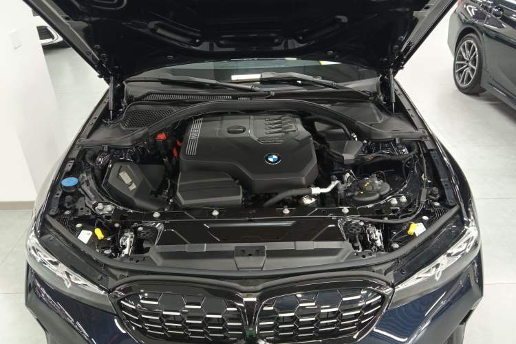 Used BMW 3 Series 2024 325i M Sport Night Edition Package Engine Bay