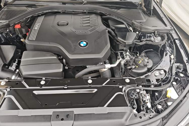 Used BMW 3 Series 2024 325i M Sport Night Edition Package Engine Bay Left