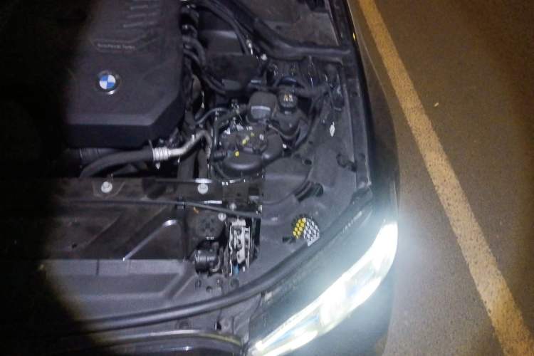 Used BMW 3 Series 2024 330i M Sport Night Edition Package Engine Bay Left