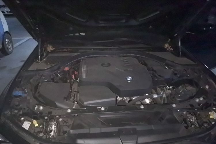 Used BMW 3 Series 2024 325i M Sport Night Edition Package Engine Bay