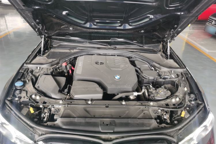 Used BMW 3 Series 2024 325i M Sport Night Edition Package Engine Bay