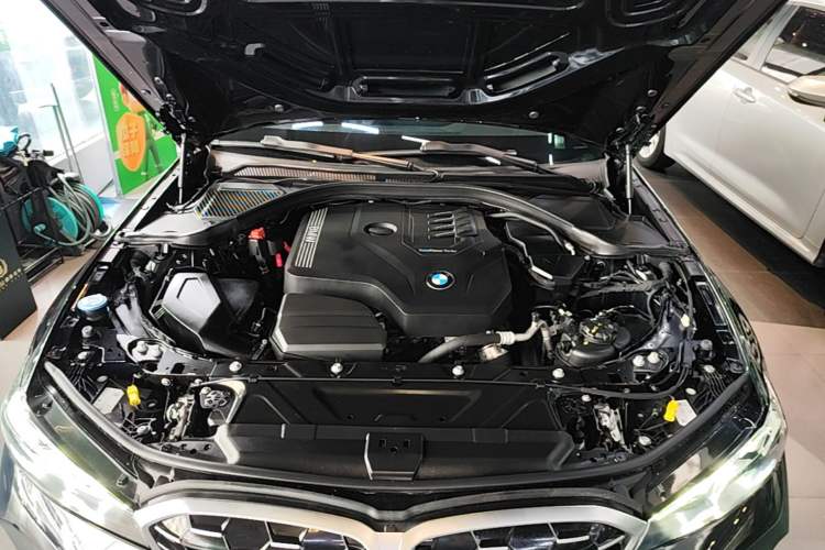 Used BMW 3 Series 2024 325Li M Sport Package Engine Bay