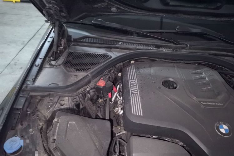 Used BMW 3 Series 2024 325i M Sport Night Edition Package Engine Bay Right
