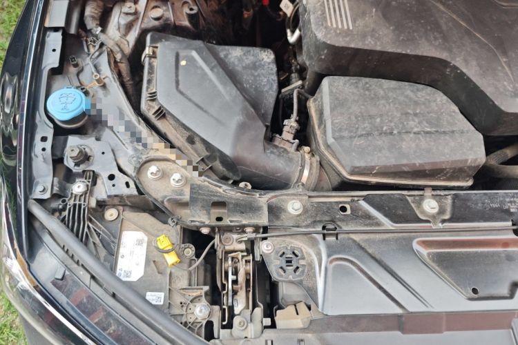 Used BMW 3 Series 2024 325Li M Sport Night Edition Package Engine Bay Right