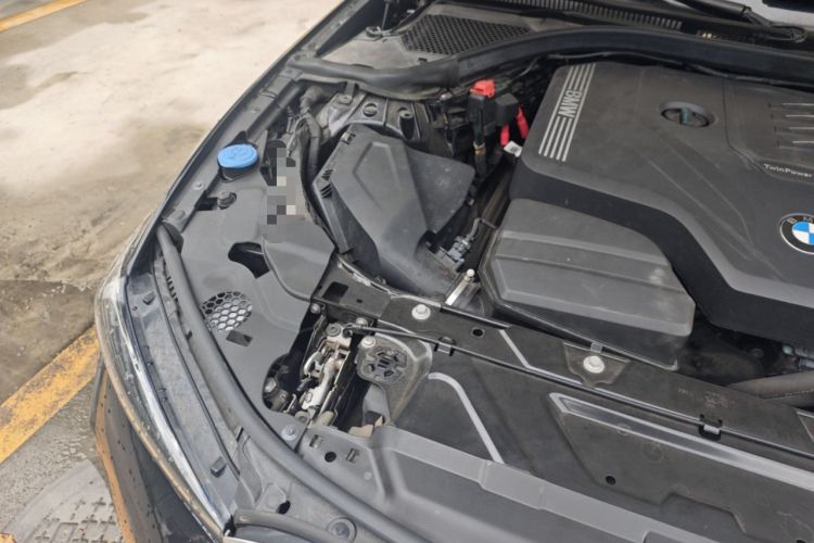 Used BMW 3 Series 2024 325Li M Sport Package Engine Bay Right