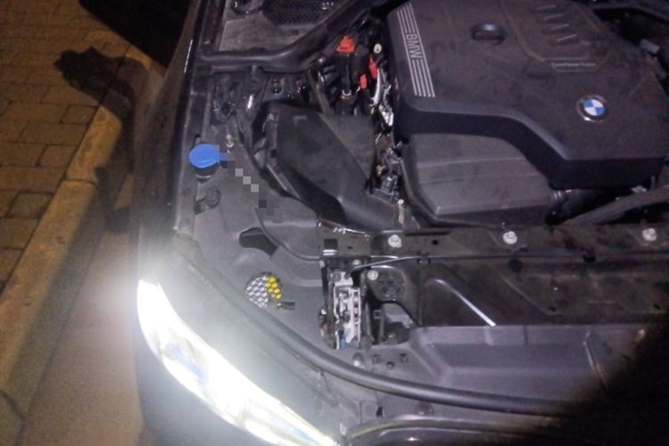 Used BMW 3 Series 2024 330i M Sport Night Edition Package Engine Bay Right