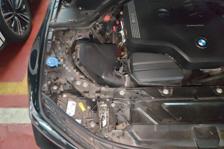 Used BMW 3 Series 2024 325i M Sport Night Edition Package Engine Bay Right