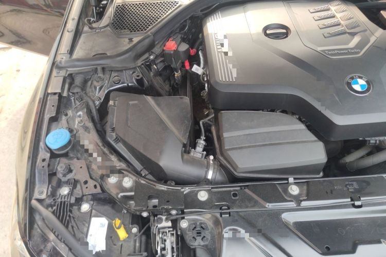 Used BMW 3 Series 2024 325i M Sport Package Engine Bay Right