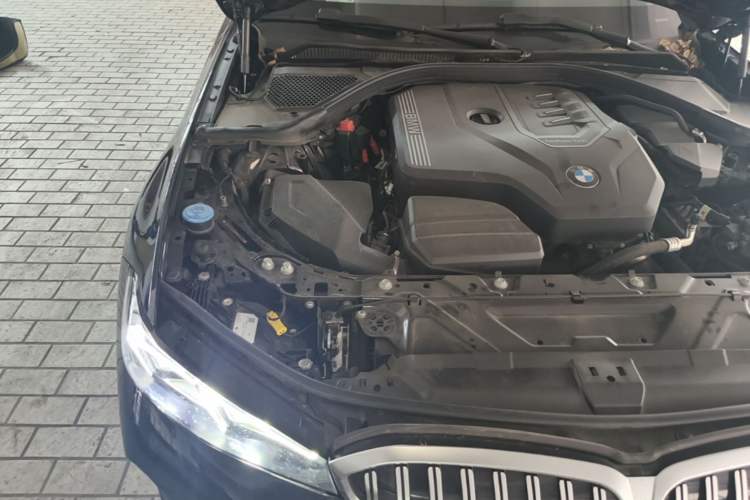Used BMW 3 Series 2024 320Li M Sport Package Engine Bay Right