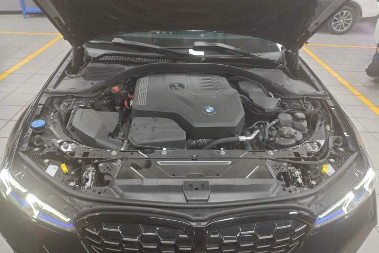 Used BMW 3 Series 2024 330i M Sport Night Edition Package Engine Bay