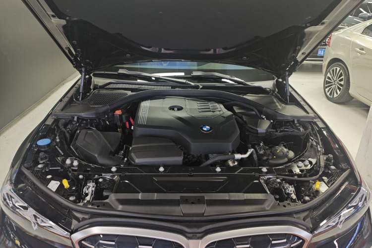 Used BMW 3 Series 2024 325Li M Sport Package Engine Bay
