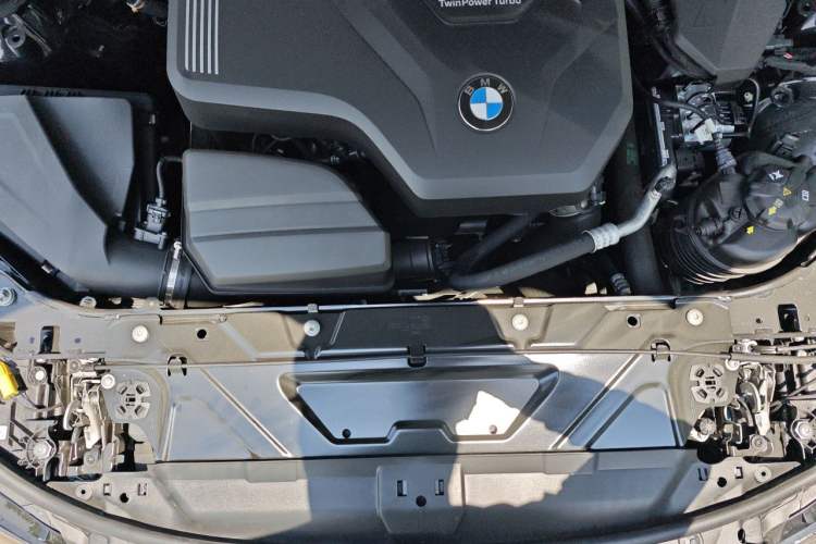 Used BMW 3 Series 2024 325i M Sport Night Edition Package Engine Bay