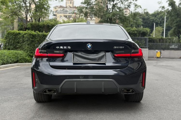 Used BMW 3 Series 2024 325i M Sport Night Edition Package Exterior 10
