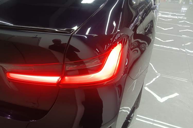 Used BMW 3 Series 2024 325Li M Sport Package Exterior 3