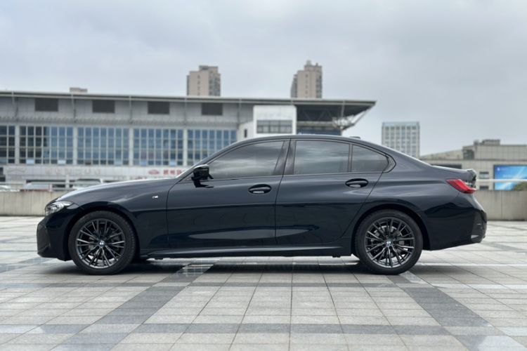 Used BMW 3 Series 2024 325i M Sport Night Edition Package Exterior 3