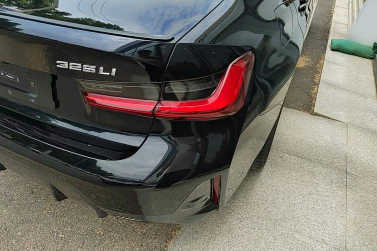 Used BMW 3 Series 2024 325Li M Sport Night Edition Package Exterior 3