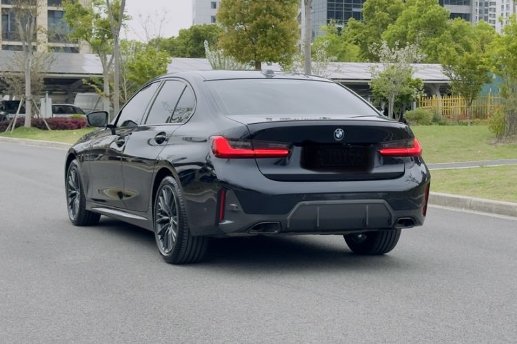 Used BMW 3 Series 2024 325i M Sport Night Edition Package Exterior 4