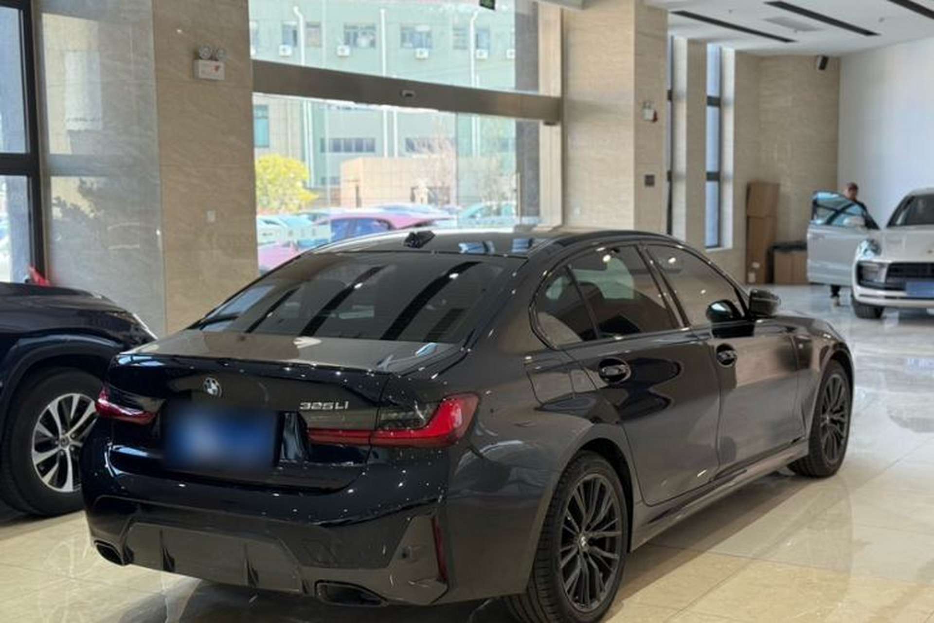 Used BMW 3 Series 2024 325Li M Sport Night Edition Package Exterior 4